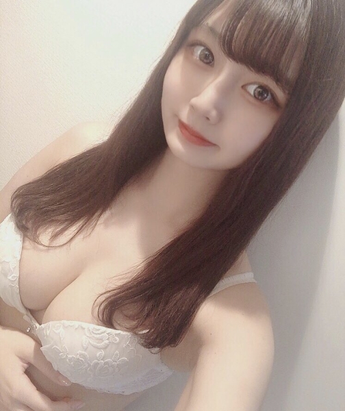九头身！超小颜偶像Face！E杯超美乳！川北メイサ、宛如处女重磅出击！ ... 