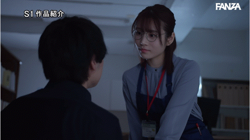【速报】打巴掌、踩鸡鸡⋯戴眼镜的「文系美女」河北彩伽这次有够痴！ ... 