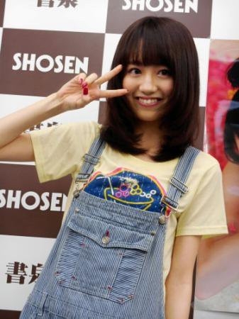 【速报】番号TEK-100！艺能人片商Muteki最新女优现身！她是石田佳莲！ ... ... 