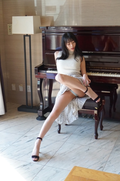 [AD]ForAVer No.69 维多利亚系摄影会首战！业界最强美脚「森日向子」出阵！ ... ... ... 
