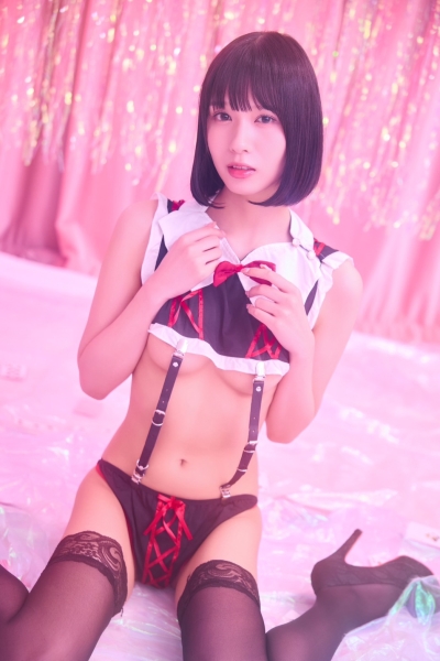 对手指最自信！儿玉七海：那也是化妆的一部分、拍片前要做调整！ ... 