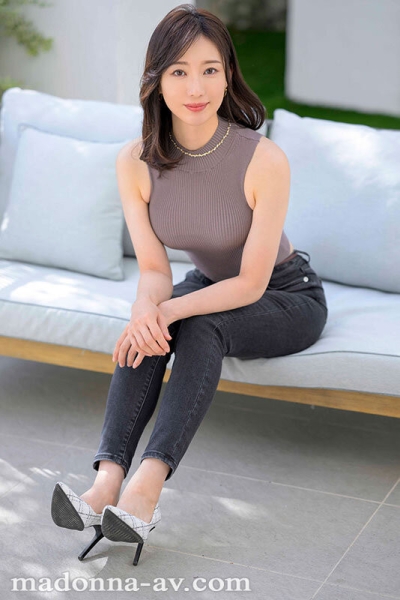 (JUQ-631)美貌、性格、色气通通满分！她就是人妻界的新希望！ ... 